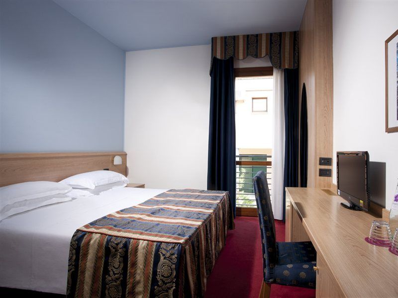 Best Western Titian Inn Hotel Venice Airport Tessera Exterior photo